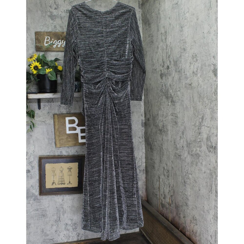 Betsy & Adam Ruched Surplice V Neck Long Sleeved Dress Black / Silver 16 - Picture 2 of 11